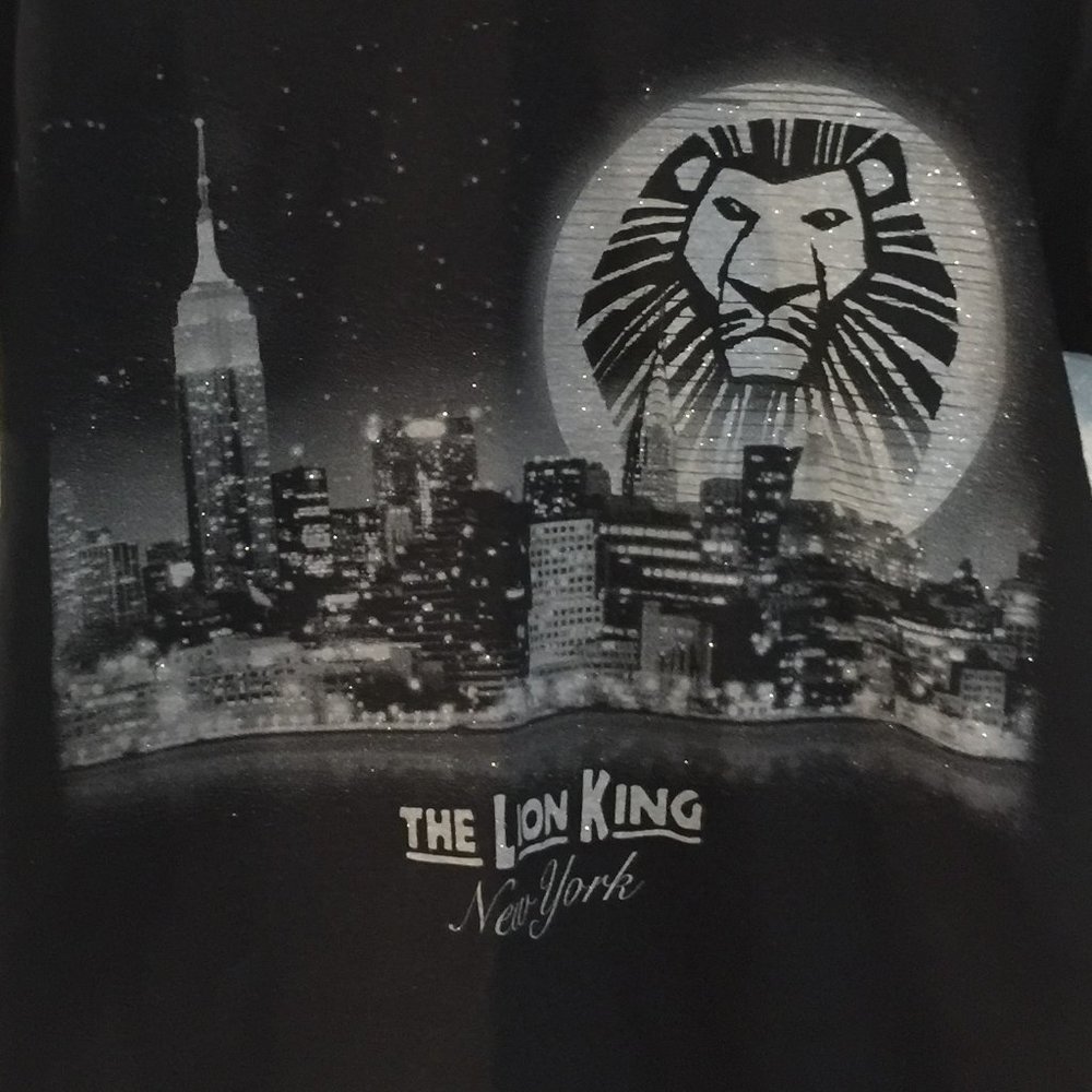 Black Lion King New York Tee, NWT, adult XS